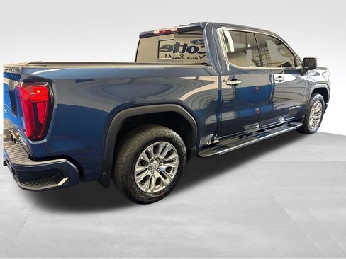Used 2022 GMC Sierra 1500 Denali AWD/4WD image 5