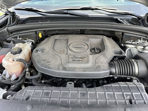 Used 2023 Jeep Grand Cherokee L Overland RWD image 59