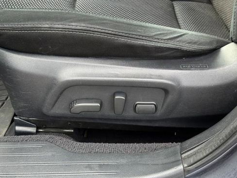 Used 2017 Subaru Outback 2.5i Premium image 13