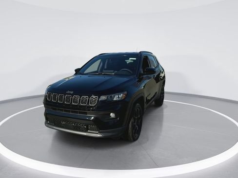 New 2026 Jeep Compass Latitude AWD/4WD image 4