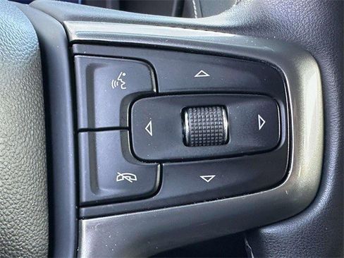 Certified 2023 Chevrolet Suburban Premier image 29