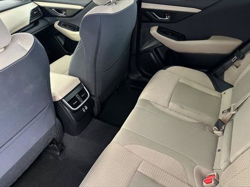 Used 2023 Subaru Outback Premium image 11