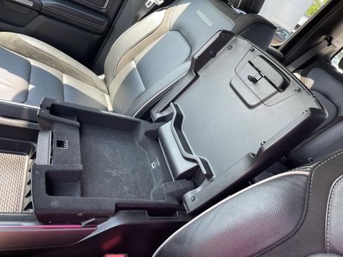 Used 2024 RAM 1500 Laramie image 21