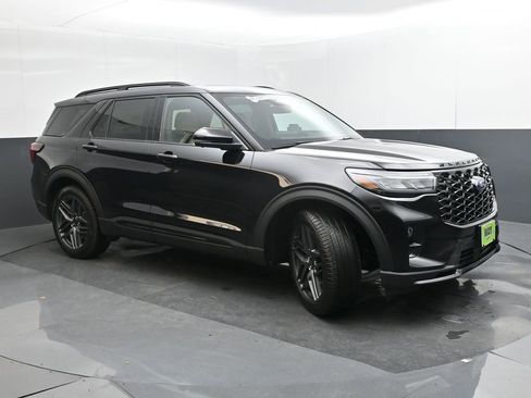 New 2026 Ford Explorer ST w/ Sun And Sound Package AWD/4WD image 8