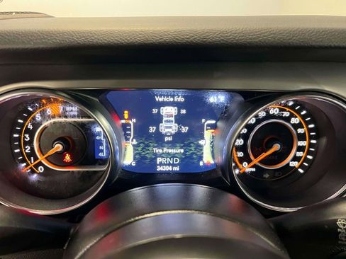 Used 2021 Jeep Wrangler Unlimited Sport AWD/4WD image 22