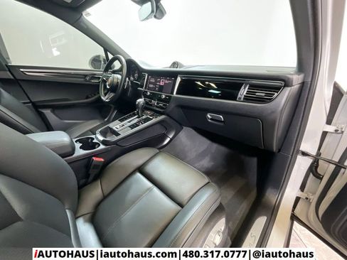 Used 2022 Porsche Macan S image 26