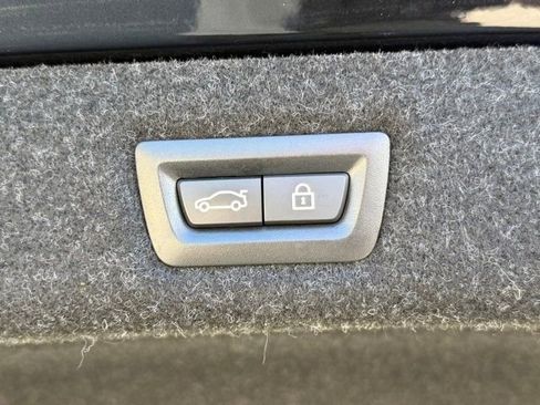 Certified 2023 BMW 530e w/ Convenience Package image 16