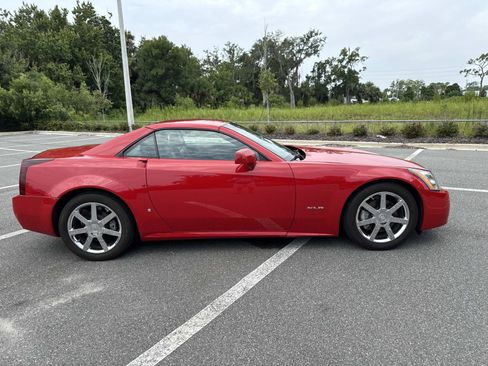 Used 2007 Cadillac XLR RWD image 2