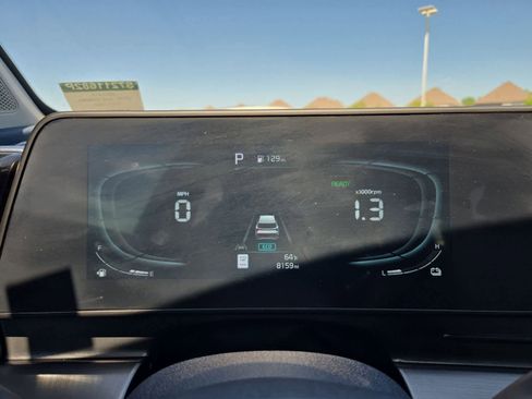 Certified 2025 Kia Sportage EX AWD/4WD image 31