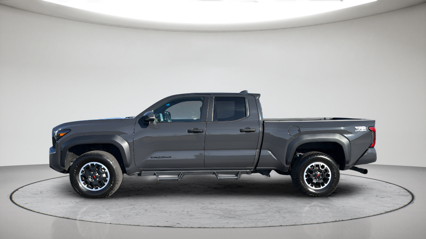 Used 2024 Toyota Tacoma TRD Off-Road w/ TRD Off Road Upgrade Package AWD/4WD image 8