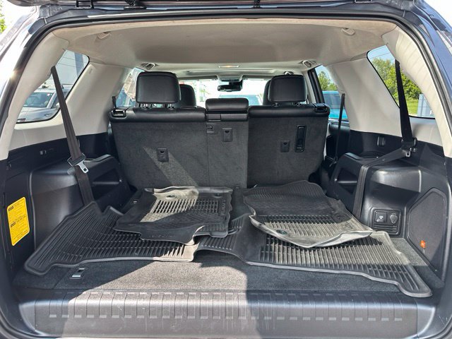 Used 2022 Toyota 4Runner Limited AWD/4WD image 8