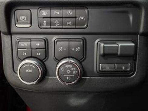 New 2026 Chevrolet Suburban Premier w/ Sun And Tow Package image 14