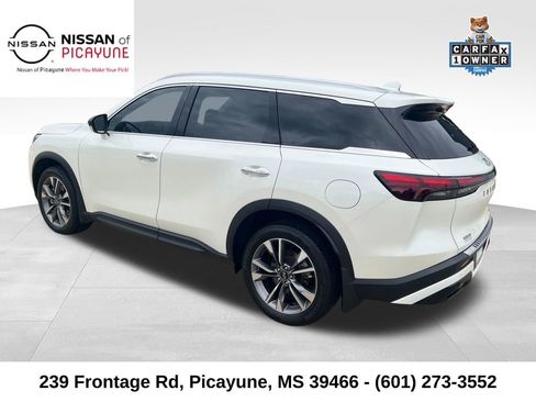 Used 2024 INFINITI QX60 Luxe w/ Cargo Package image 3