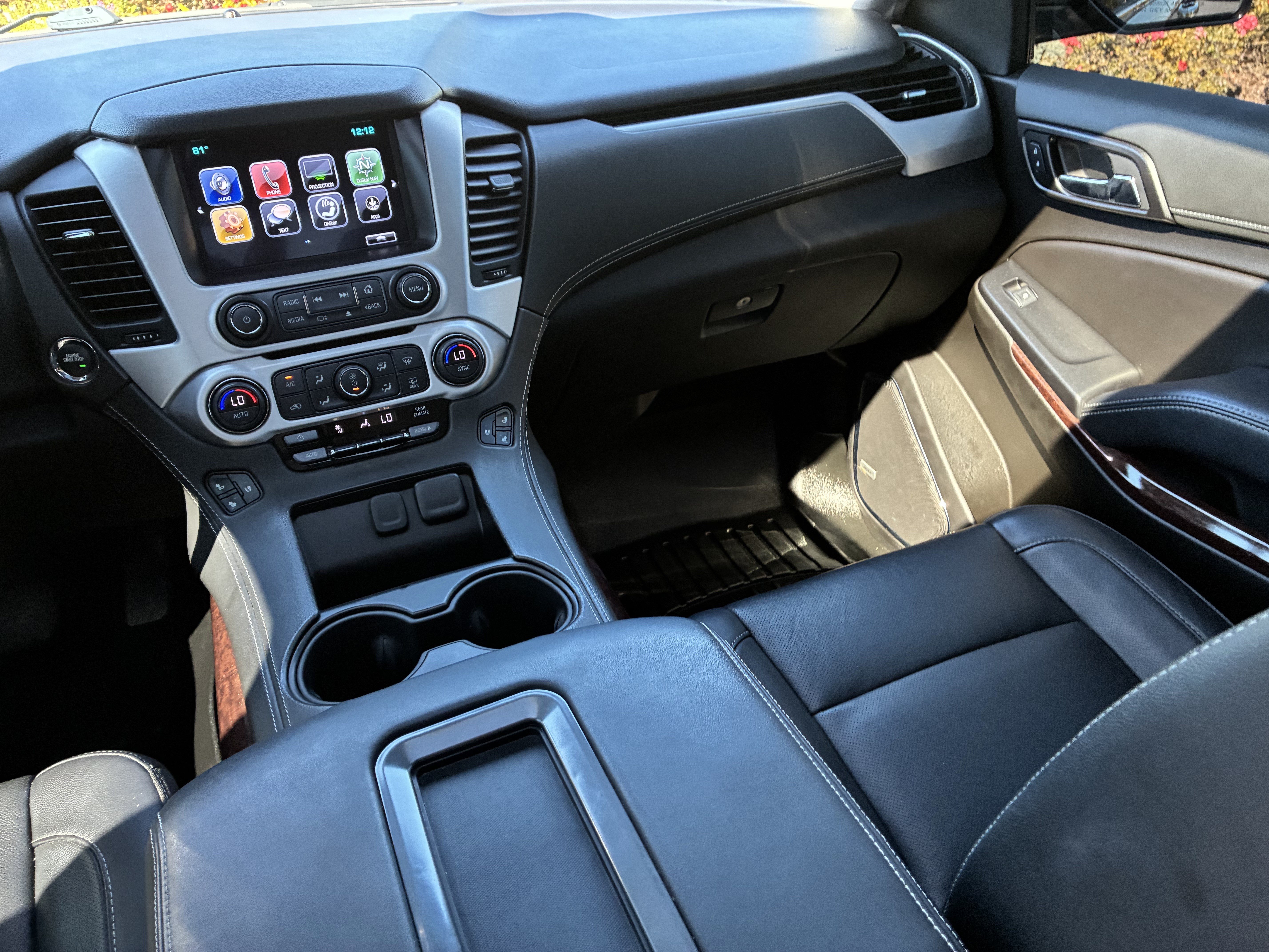 Used 2020 GMC Yukon SLT AWD/4WD image 21