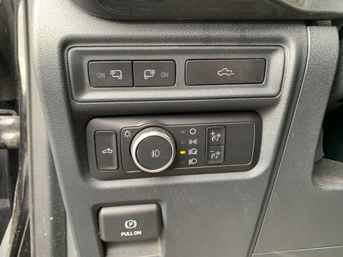 Used 2022 Ford F150 XLT w/ Equipment Group 302A High image 37