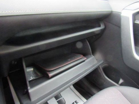 Used 2019 Toyota RAV4 XLE w/ All Weather Liner Package AWD/4WD image 38