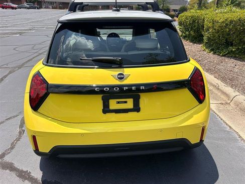 Used 2025 MINI Cooper S FWD image 4