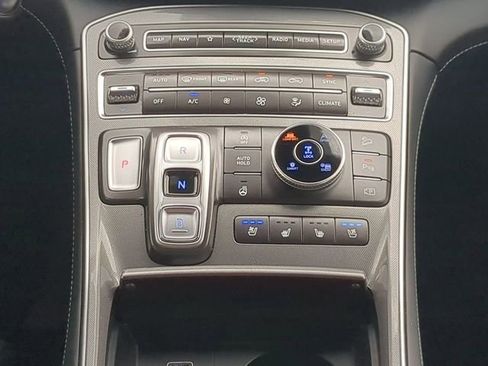 Used 2023 Hyundai Santa Fe Calligraphy AWD/4WD image 18