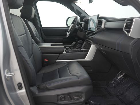 Used 2025 Toyota Sequoia Platinum image 14