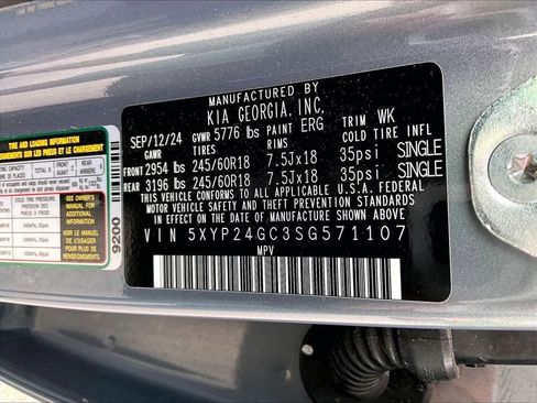 Used 2025 Kia Telluride LX FWD image 31