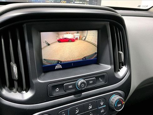 Used 2021 Chevrolet Colorado W/T w/ Custom Special Edition image 14