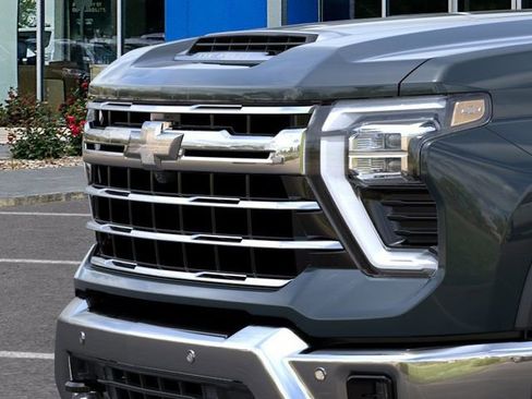 New 2026 Chevrolet Silverado 2500 LTZ w/ LTZ Premium Texas Edition AWD/4WD image 13