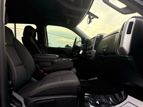 Used 2017 GMC Sierra 1500 SLE w/ SLE Value Package AWD/4WD image 33