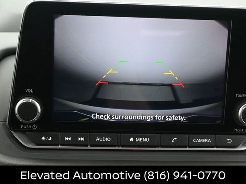 Certified 2025 Nissan Rogue SV AWD/4WD image 19
