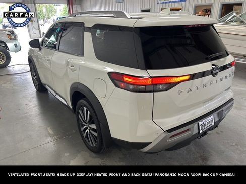 Used 2022 Nissan Pathfinder Platinum w/ Cargo Package image 6