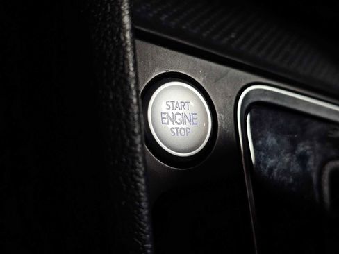 Used 2019 Volkswagen Jetta SEL image 33