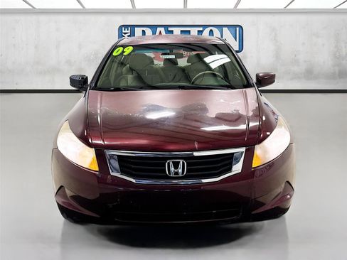 Used 2009 Honda Accord LX image 2