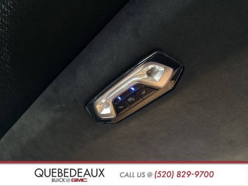 Used 2023 BMW X7 xDrive40i w/ Executive Package image 32