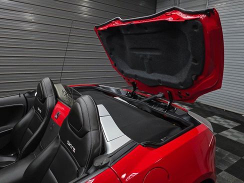 Used 2008 Saturn Sky Red Line RWD image 11