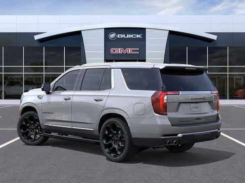 New 2026 GMC Yukon Denali w/ Denali Reserve Package AWD/4WD image 3