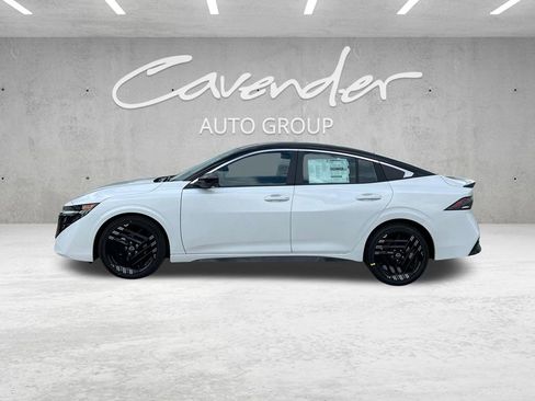 New 2026 Nissan Sentra SR FWD image 13