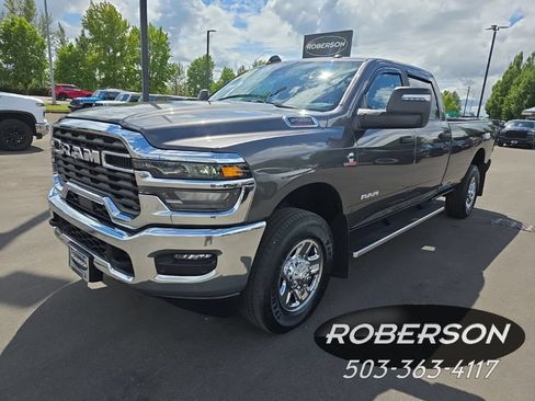 Used 2025 RAM 2500 Big Horn AWD/4WD image 1