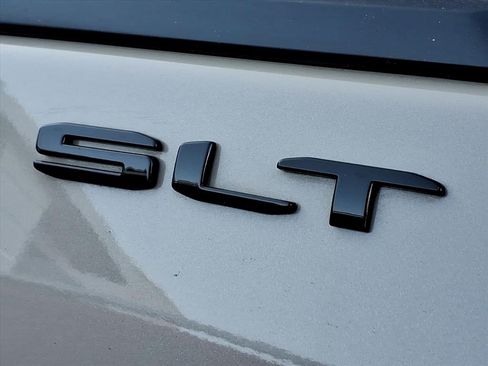 Certified 2023 GMC Terrain SLT w/ Elevation Edition image 17