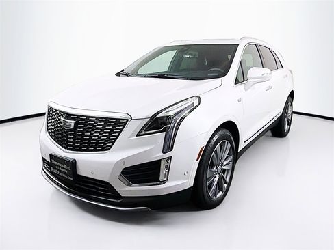 Used 2024 Cadillac XT5 Premium Luxury w/ Platinum Package image 3