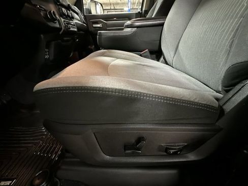 Used 2019 RAM 2500 Big Horn image 18