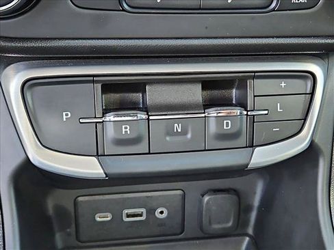 Used 2024 GMC Terrain SLE w/ Elevation Edition FWD image 12