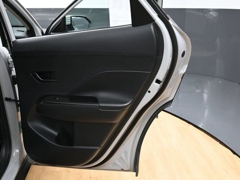 Used 2026 Hyundai Kona SE FWD image 36