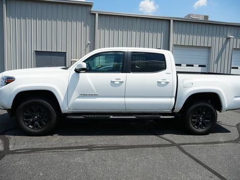 Used 2023 Toyota Tacoma SR5 RWD image 7