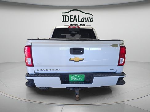 Used 2018 Chevrolet Silverado 1500 LTZ Z71 AWD/4WD image 6
