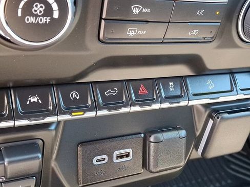 Certified 2024 Chevrolet Silverado 1500 Custom Trail Boss w/ LPO, Dark Essentials Package AWD/4WD image 25