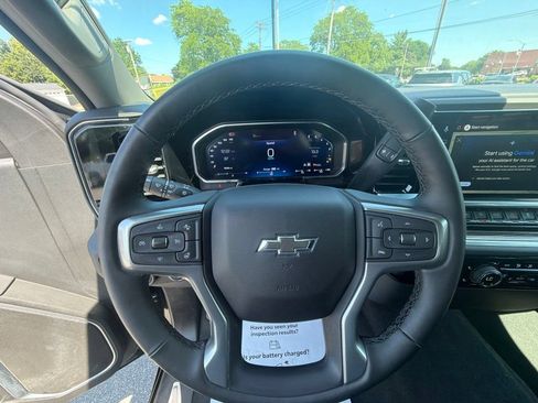 Used 2026 Chevrolet Silverado 1500 RST AWD/4WD image 37