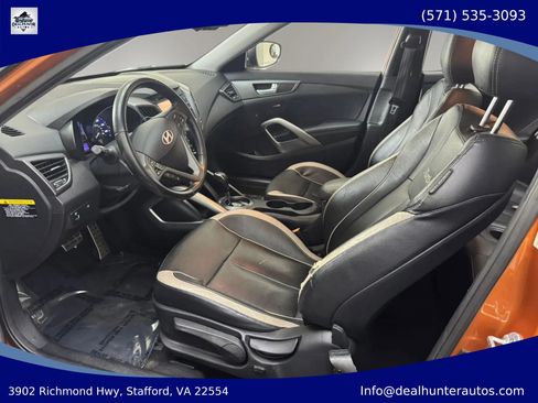 Used 2015 Hyundai Veloster Turbo FWD image 13