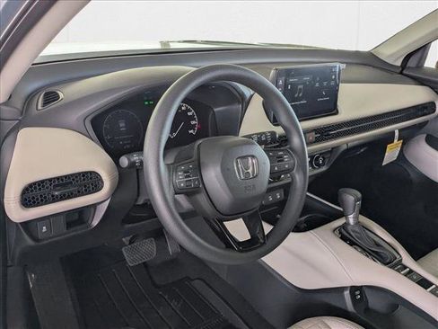 New 2026 Honda HR-V LX image 3
