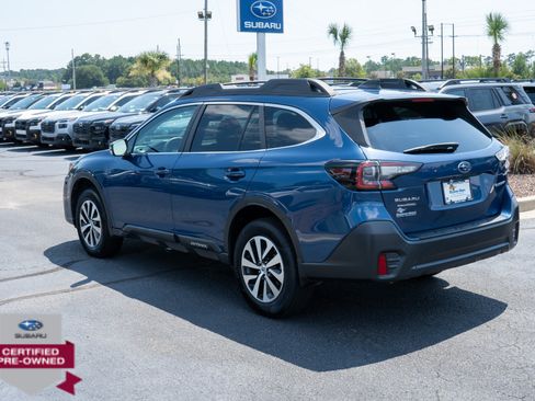 Used 2020 Subaru Outback Premium AWD/4WD image 5