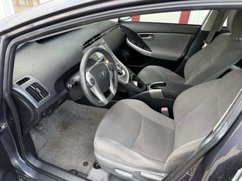 Used 2013 Toyota Prius Two image 36
