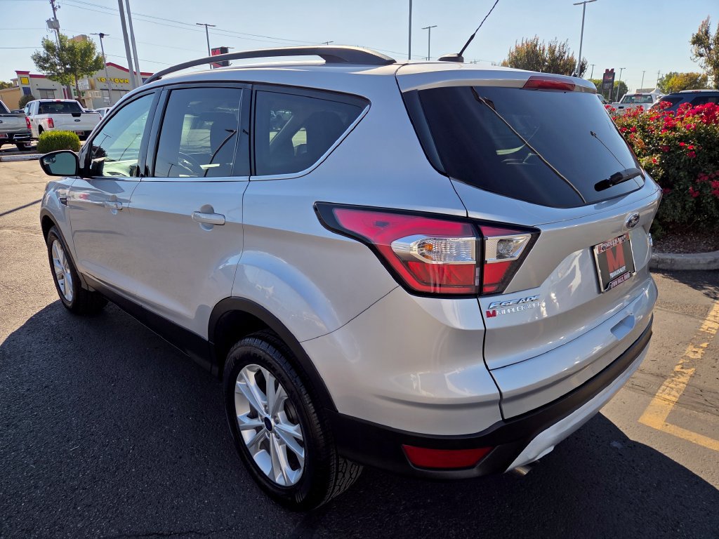 Used 2018 Ford Escape SE AWD/4WD image 5